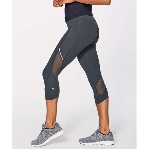 Lululemon Home Stretch Crop (19") Leggings in Melanite Gray Size 4 - Picture 1 of 11